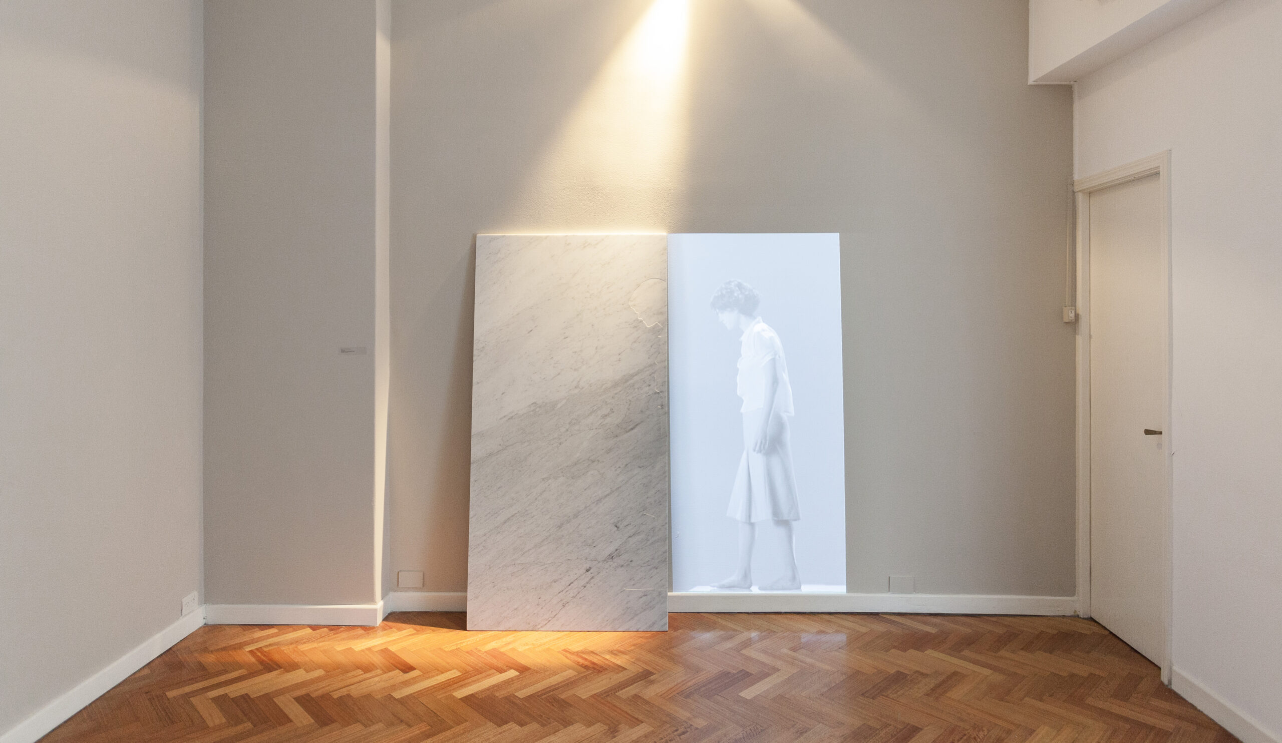 Rolf _ Sala _ Silvia Rivas _ Momentum _ PH Javier Agustin Rojas 2-1